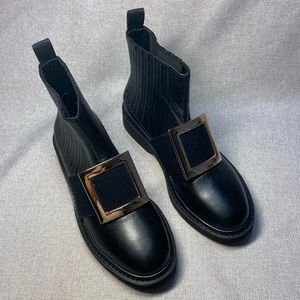 Italian Vero Cuoio black leather boots. Size 6-6,5. New